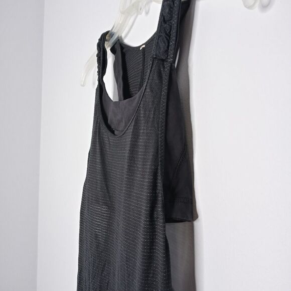 lululemon top with built in bra size 6 - Picture 3 of 9